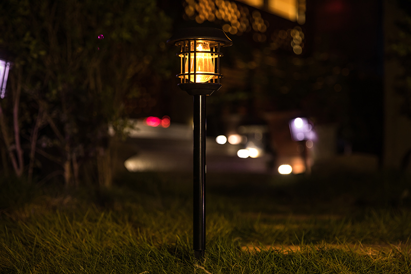 Solar Pathway Lights With Edison Bulb