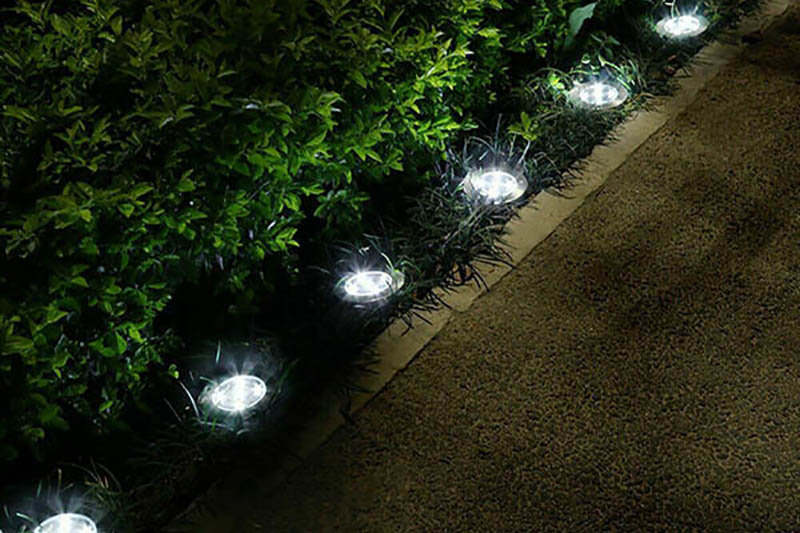 Solar Garden Light